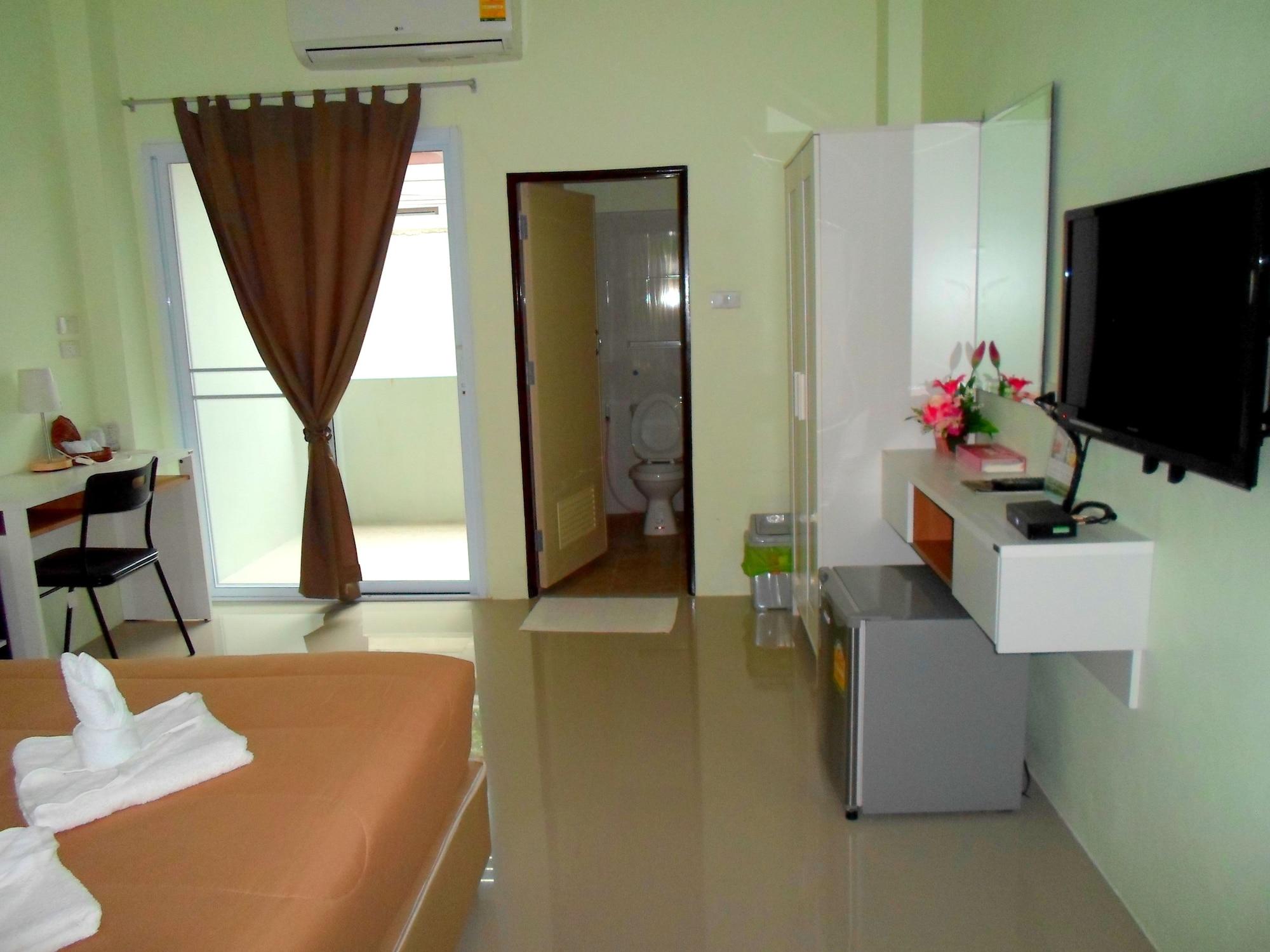 Papangkorn House מלון 3*