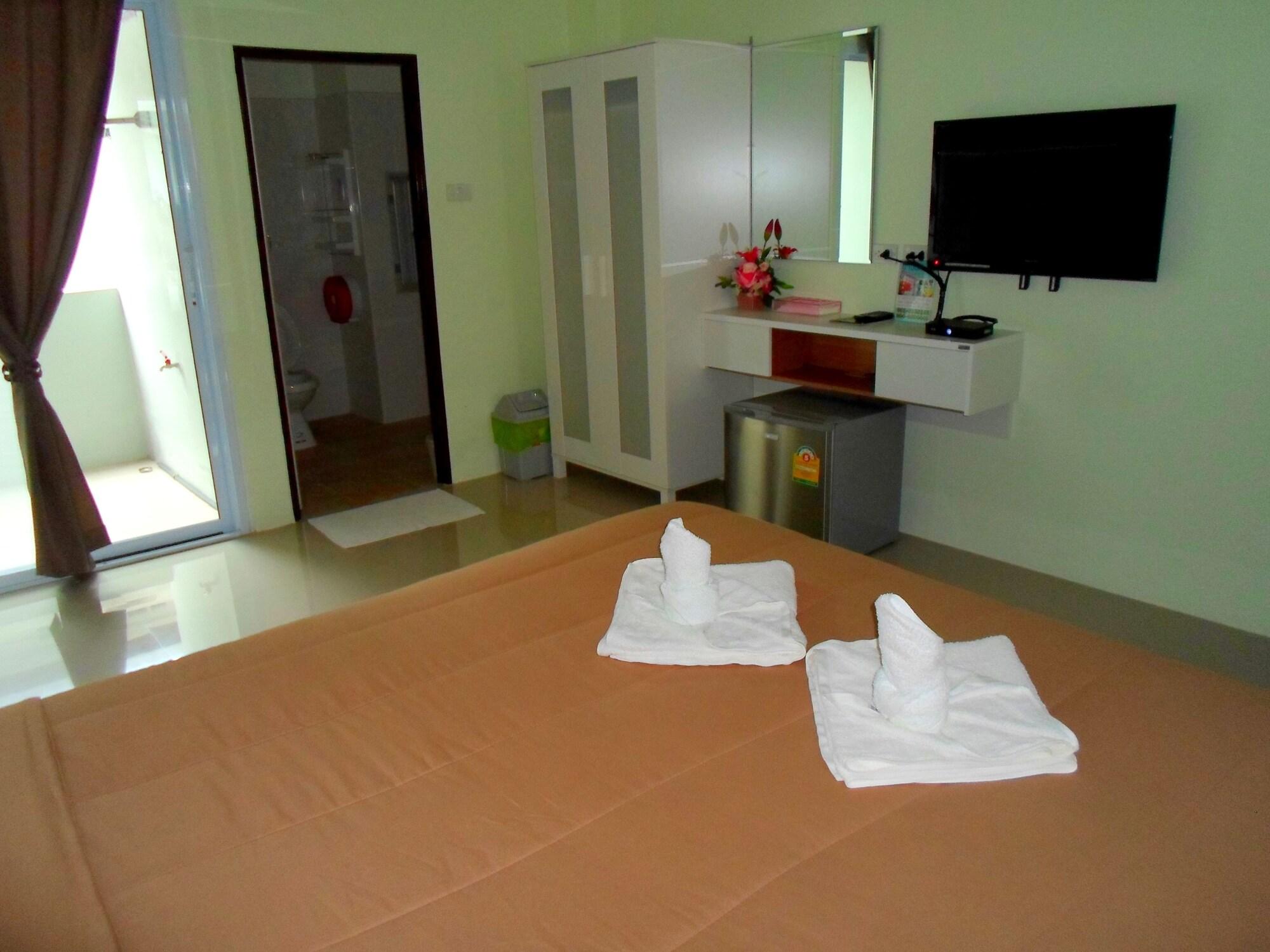 Papangkorn House 3* סוראט תאני