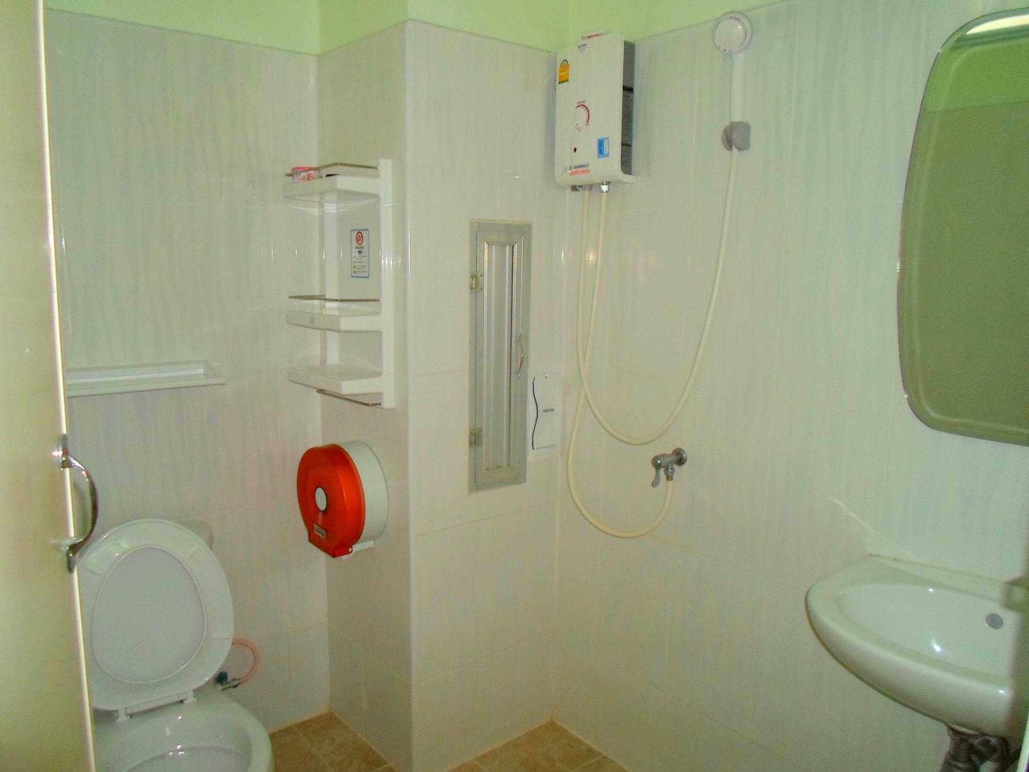 Papangkorn House סוראט תאני