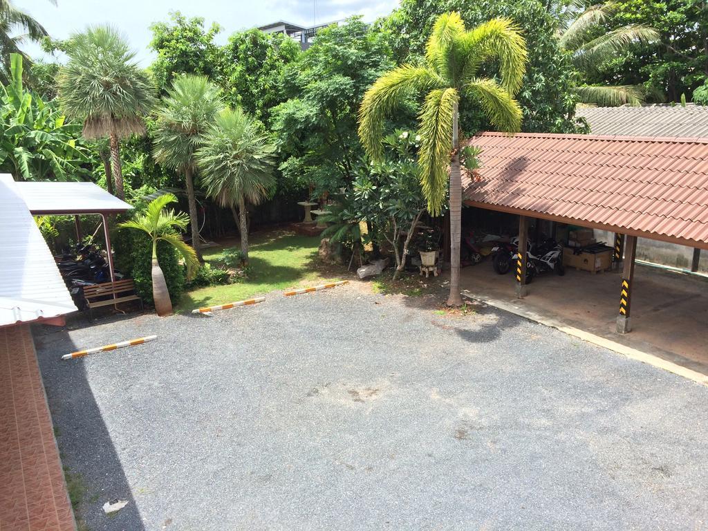 מלון Papangkorn House 3*