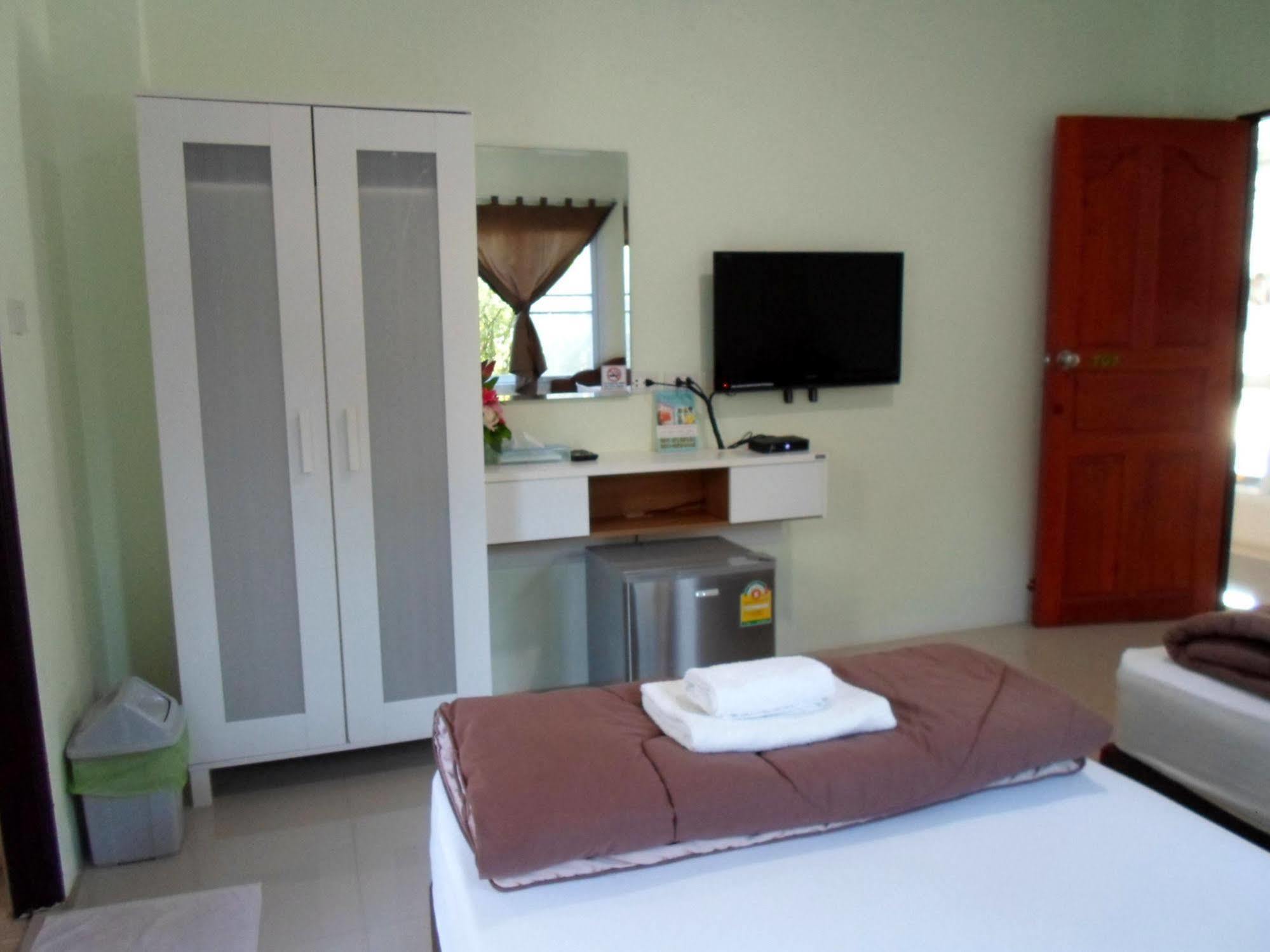 Papangkorn House 3* סוראט תאני